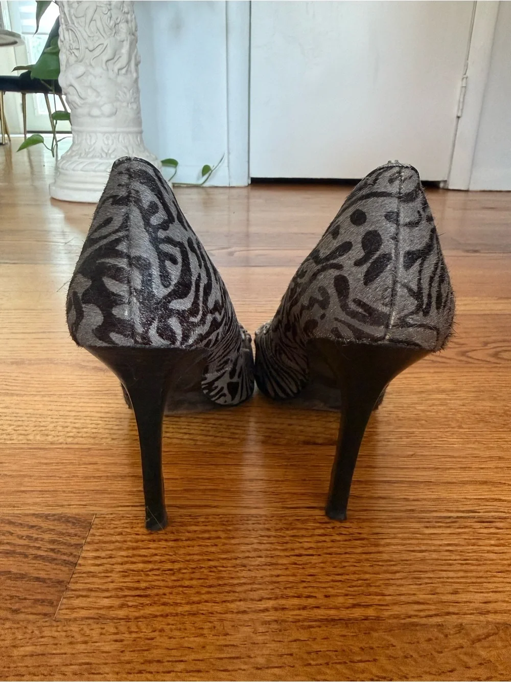 BGBG Women's Gray Zebra Print With Embellishes Pointed-Toe High Heels